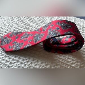 Saddle Club Red Paisley Silk Tie •‎ 100% Italian Silk Fabric • Vintage Classic